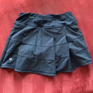 LULULEMON SKIRT